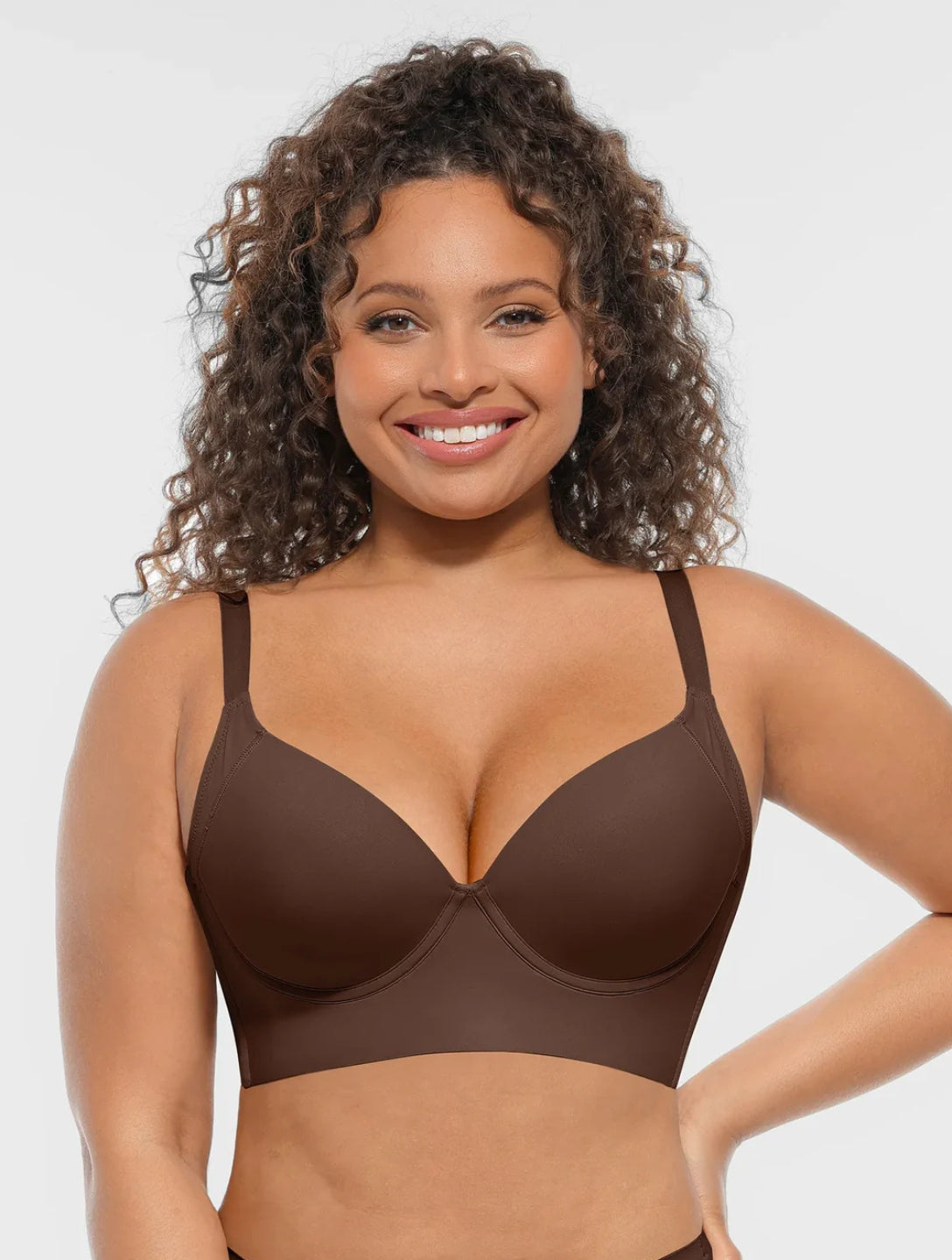Soutien-gorge pigeonnant armatures ajustables