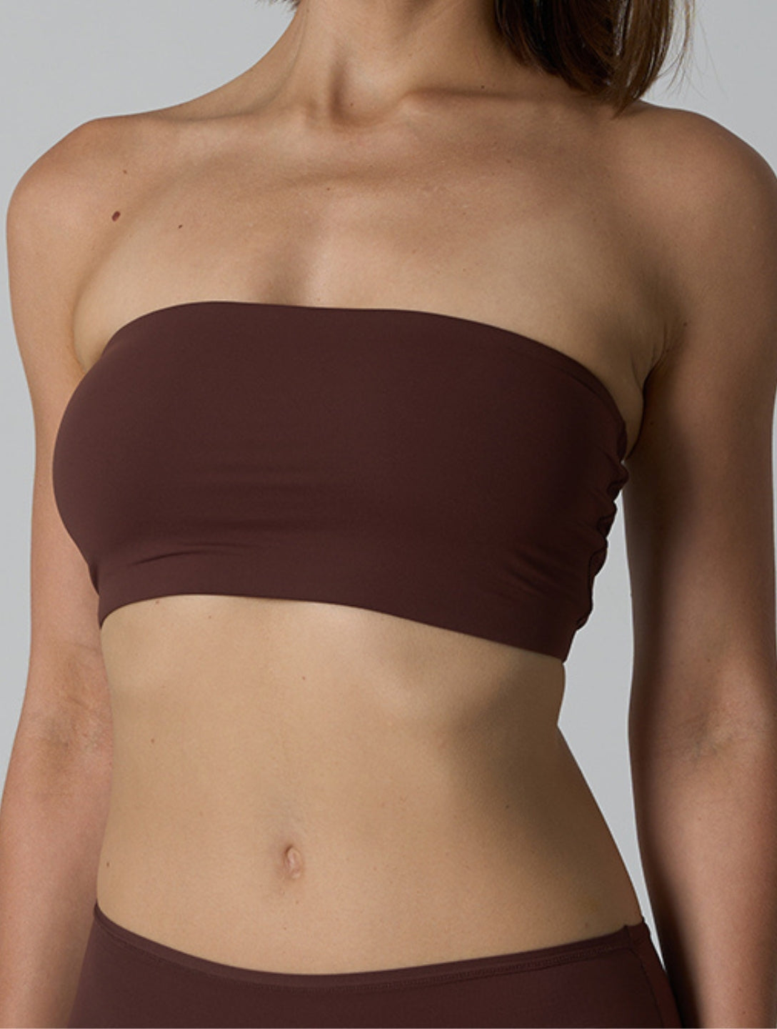 Le soutien-gorge bandeau lisse