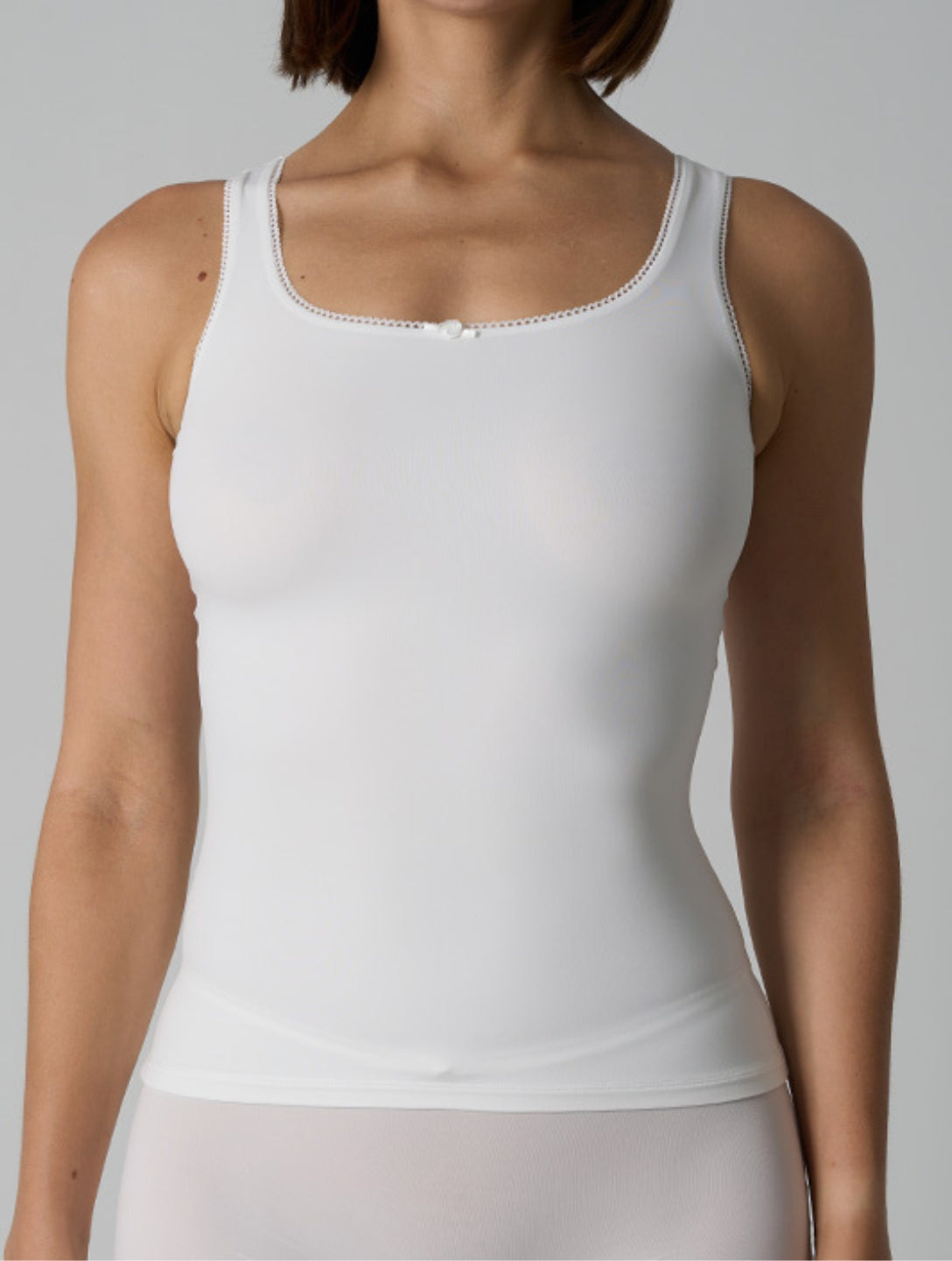 The Smooth Picot Tank