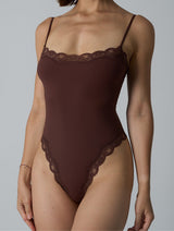Le body en dentelle lisse