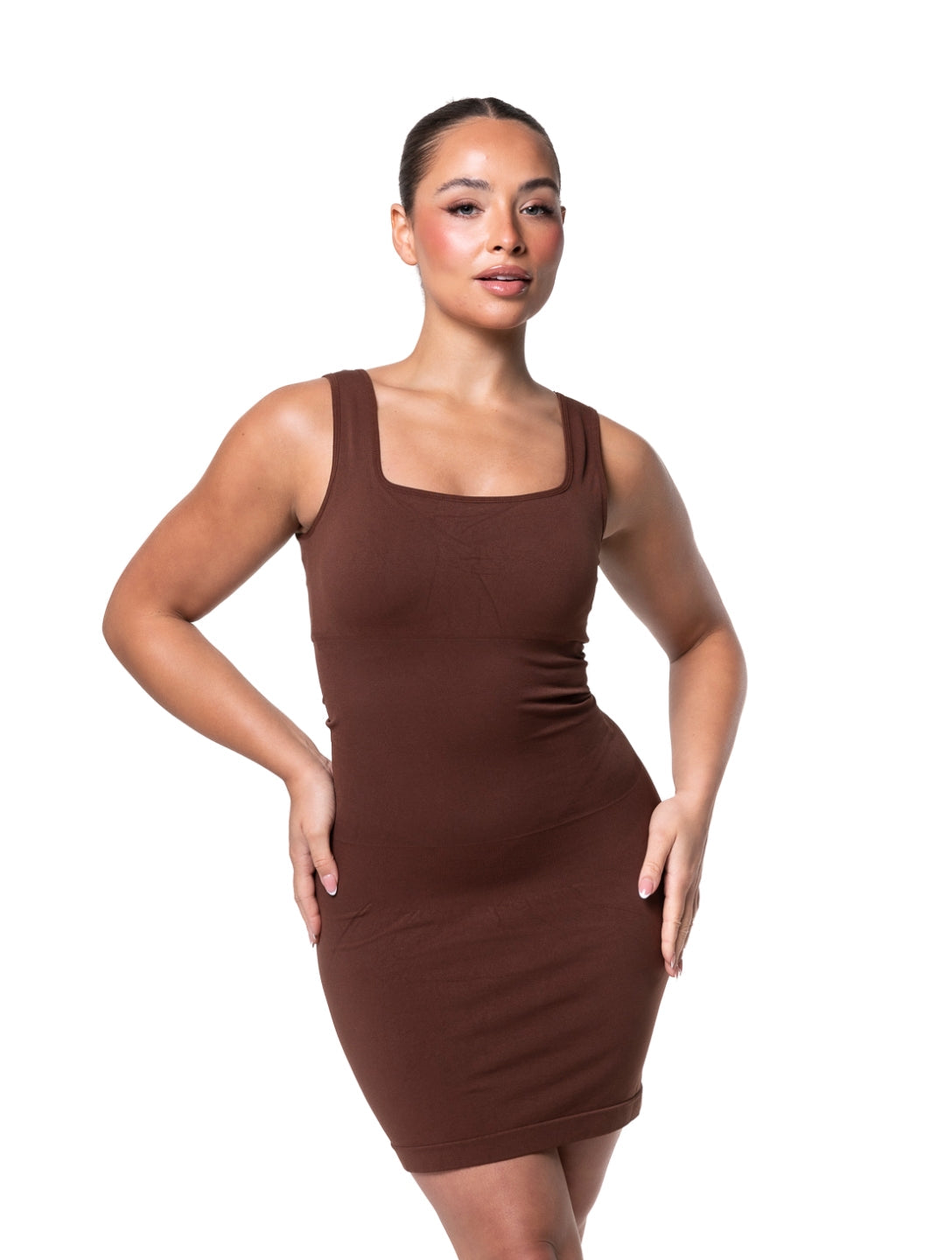Robe mini gainante sans coutures à col carré